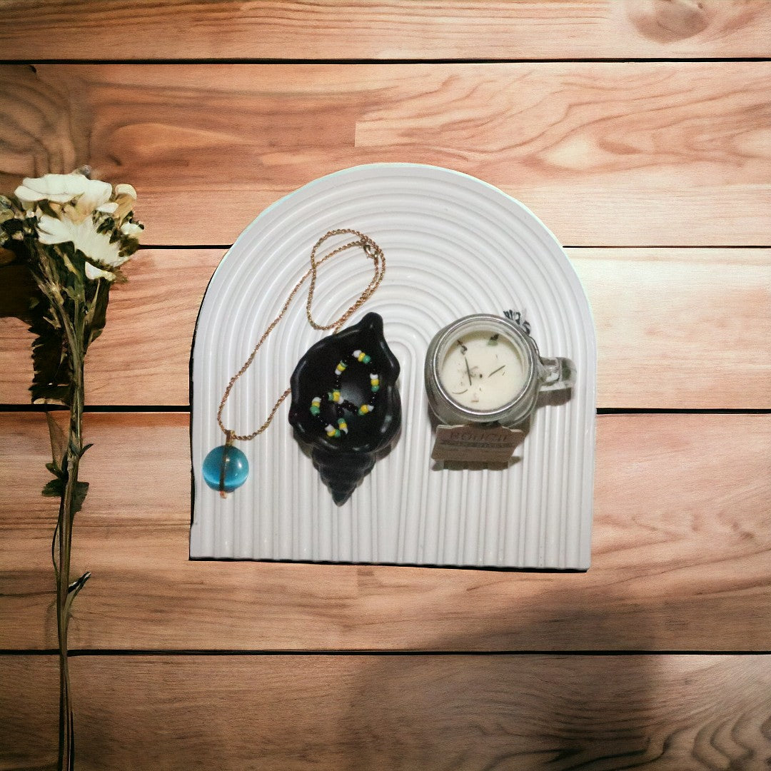 Dessous de plat blanc