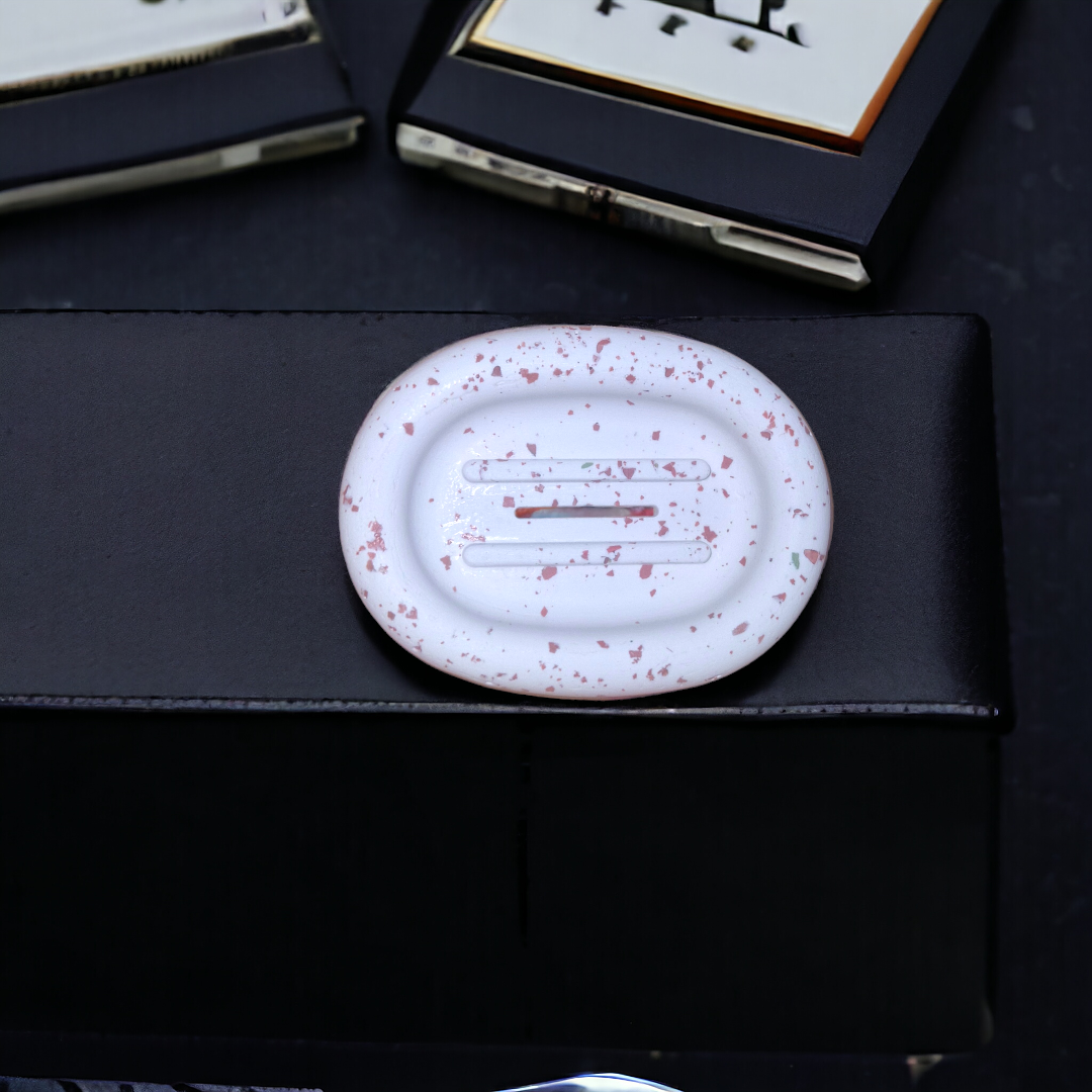 Porte savon blanc terrazzo rouge