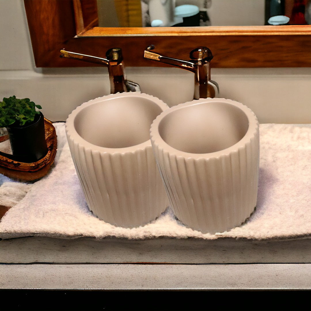 Pot de rangement marron
