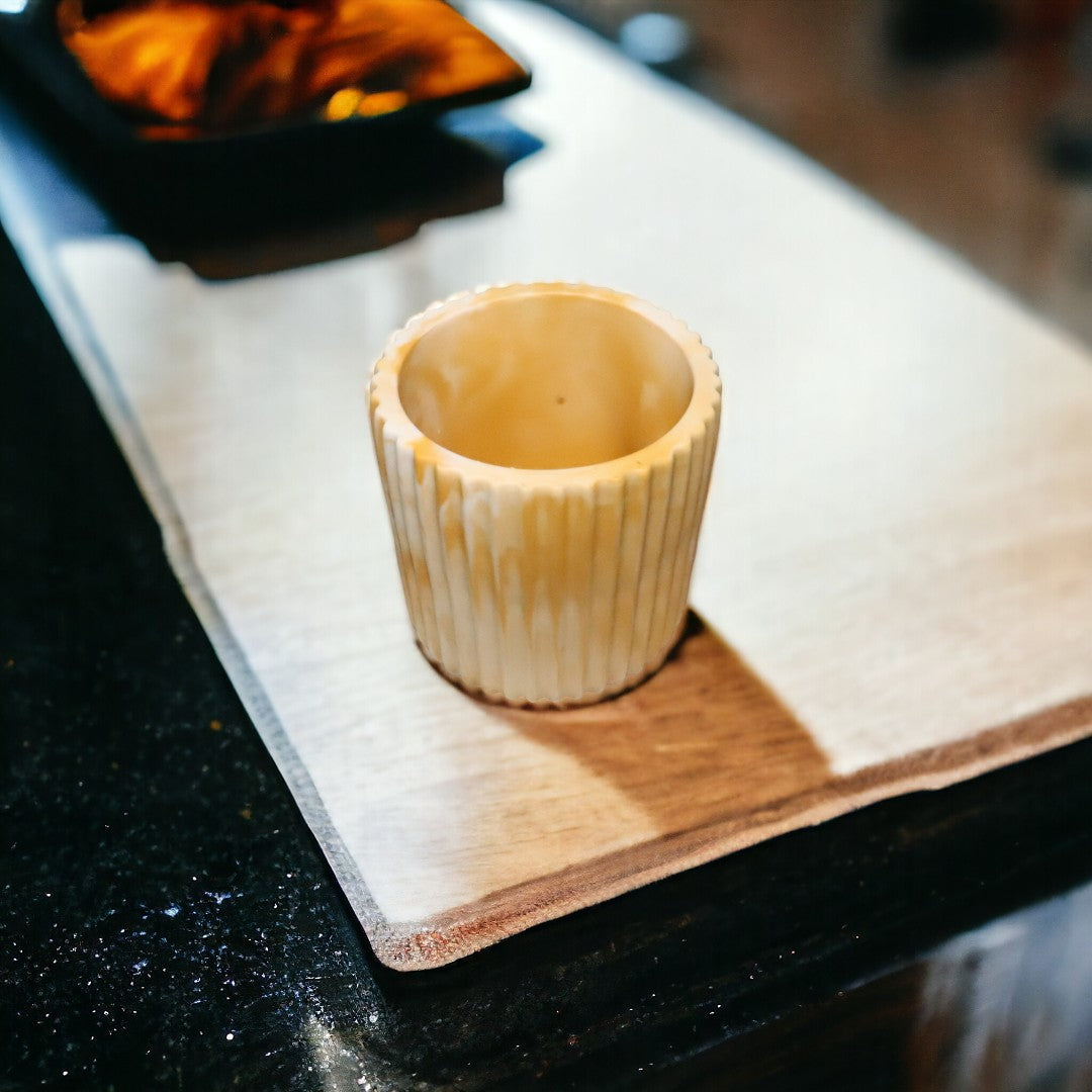 Pot de rangement or blanc